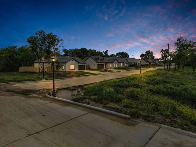 407 N Dallas Street, Rice, TX 75155