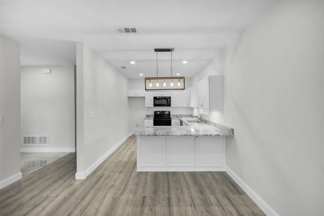 407 N Dallas Street, Rice, TX 75155