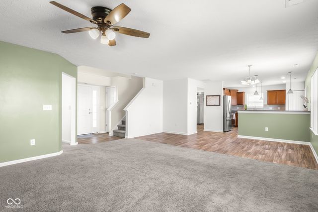 4148 Ashworth Lane, Columbus, IN 47201