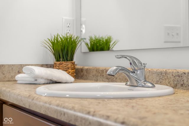 4148 Ashworth Lane, Columbus, IN 47201