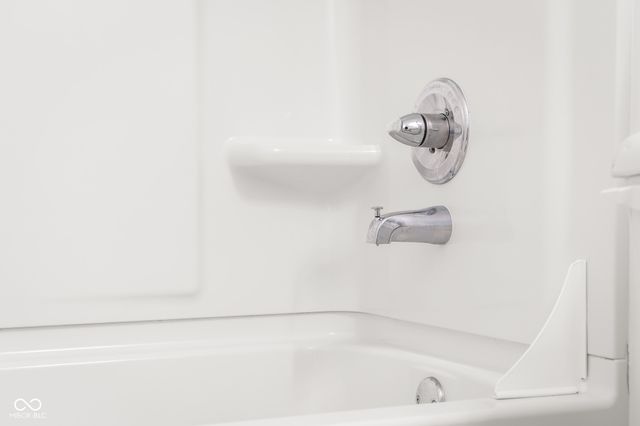 4148 Ashworth Lane, Columbus, IN 47201