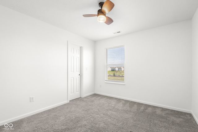 4148 Ashworth Lane, Columbus, IN 47201