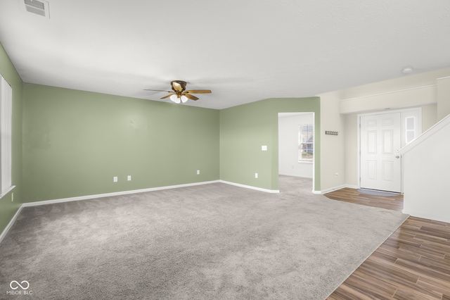 4148 Ashworth Lane, Columbus, IN 47201