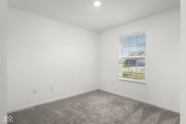 4148 Ashworth Lane, Columbus, IN 47201