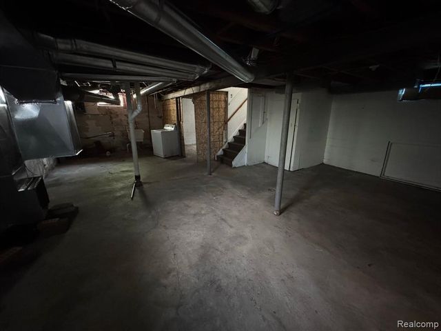 12652 Duchess Street, Detroit, MI 48224