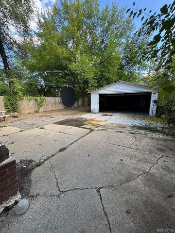 12652 Duchess Street, Detroit, MI 48224