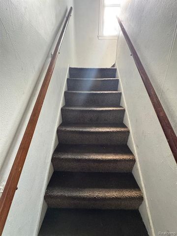 12652 Duchess Street, Detroit, MI 48224