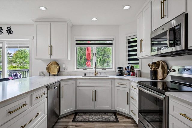 2019 Sandalwood DRIVE, Onalaska, WI 54650