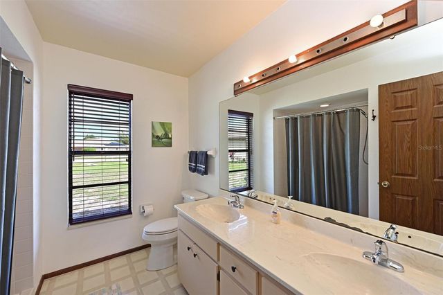 8103 13TH AVENUE NW, Bradenton, FL 34209