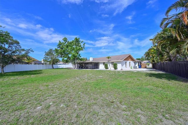 8103 13TH AVENUE NW, Bradenton, FL 34209