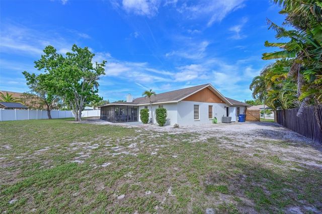 8103 13TH AVENUE NW, Bradenton, FL 34209