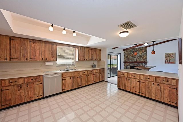 8103 13TH AVENUE NW, Bradenton, FL 34209