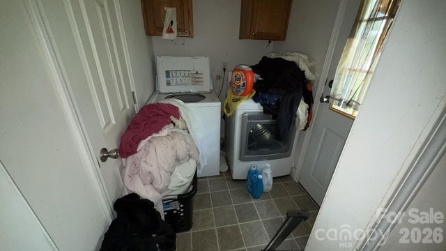 19 Honey Skipper Lane, Candler, NC 28715