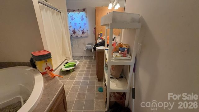 19 Honey Skipper Lane, Candler, NC 28715