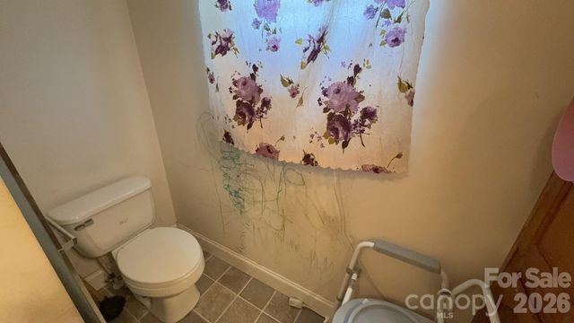 19 Honey Skipper Lane, Candler, NC 28715