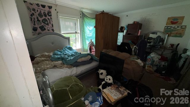 19 Honey Skipper Lane, Candler, NC 28715