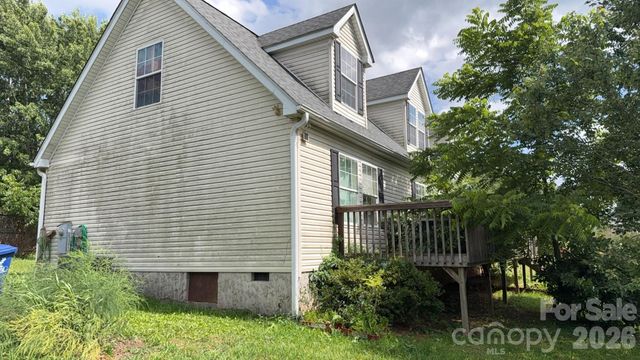 19 Honey Skipper Lane, Candler, NC 28715