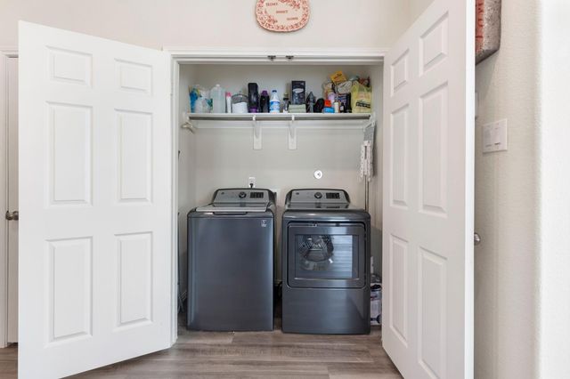 221 N Lynx Trail, Montgomery, TX 77316