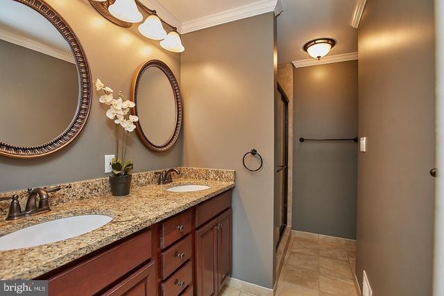 5536 QUEENSBERRY AVE, Springfield, VA 22151