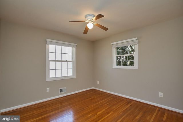 5536 QUEENSBERRY AVE, Springfield, VA 22151