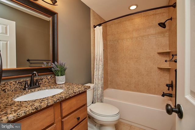 5536 QUEENSBERRY AVE, Springfield, VA 22151