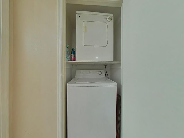 3770 Lovers Wood Lane 1005, Houston, TX 77014