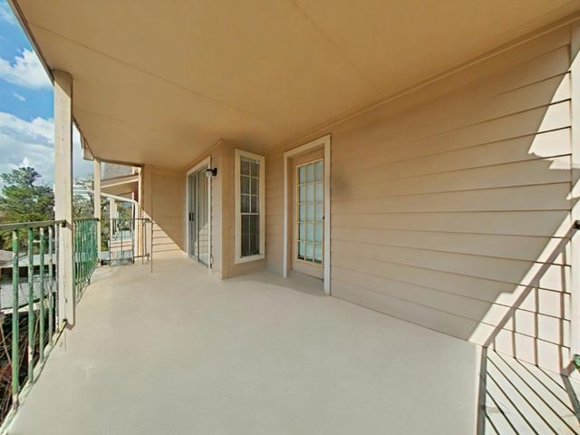 3770 Lovers Wood Lane 1005, Houston, TX 77014
