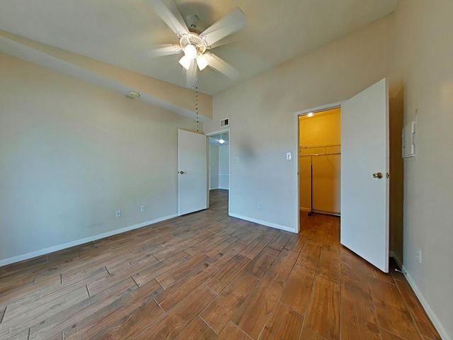 3770 Lovers Wood Lane 1005, Houston, TX 77014