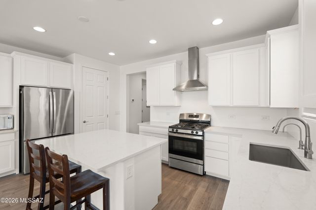 7787 S Wolf Creek Drive, Tucson, AZ 85757