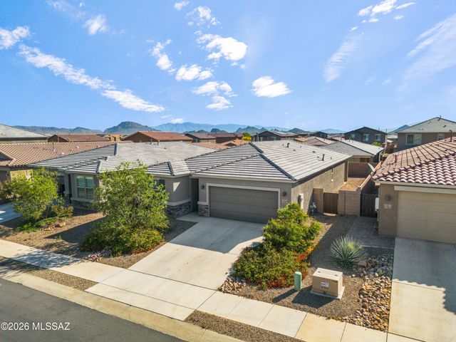 7787 S Wolf Creek Drive, Tucson, AZ 85757