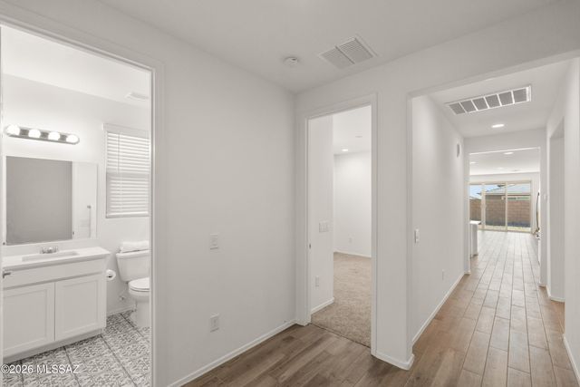 7787 S Wolf Creek Drive, Tucson, AZ 85757