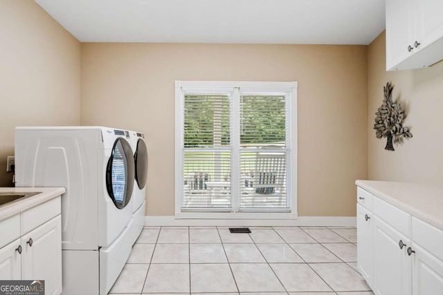 425 Chadwick Place, Canton, GA 30114