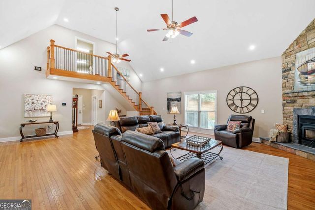 425 Chadwick Place, Canton, GA 30114