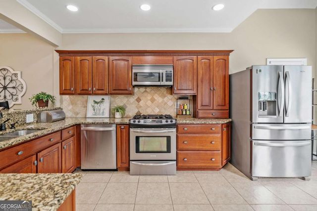 425 Chadwick Place, Canton, GA 30114