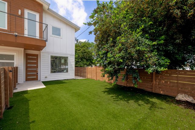 2905 E 5th ST A, Austin, TX 78702