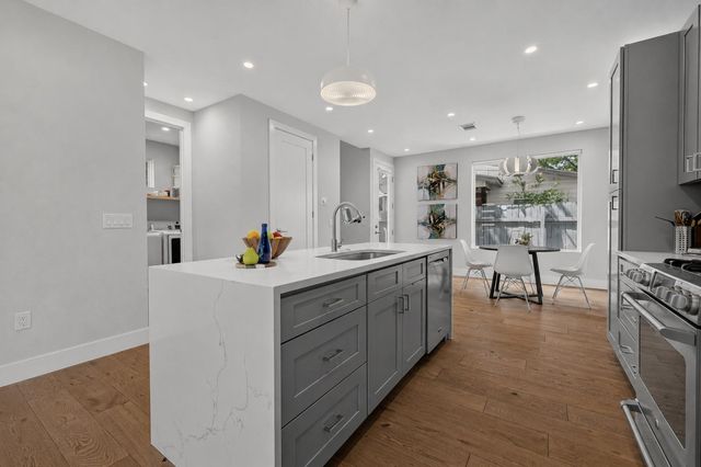 2905 E 5th ST A, Austin, TX 78702