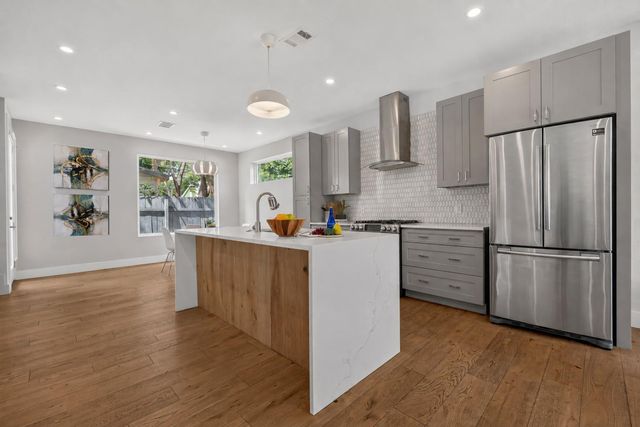 2905 E 5th ST A, Austin, TX 78702
