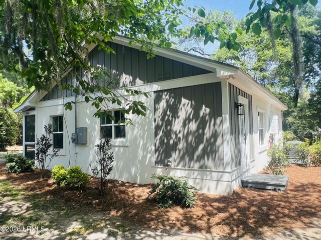 2509 Acorn Hill Avenue, Beaufort, SC 29902
