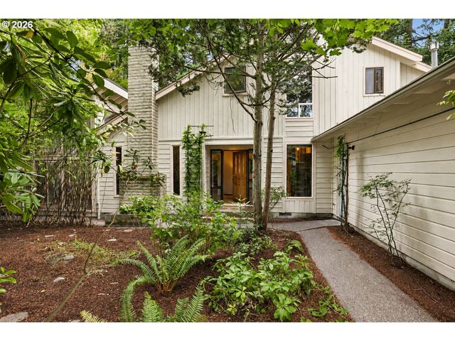 8350 Sw 135TH Ave, Beaverton, OR 97008