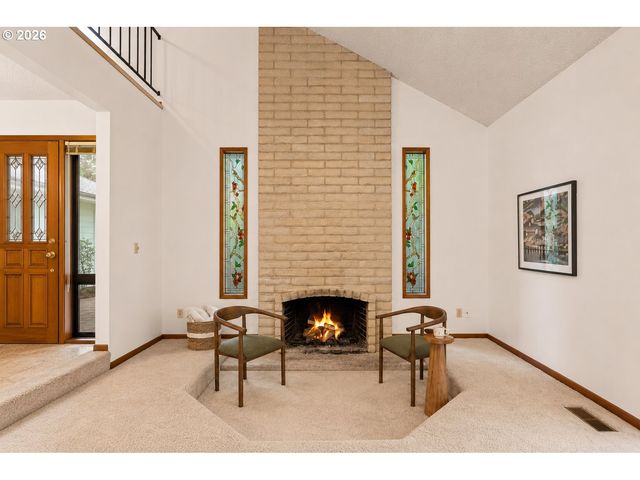 8350 Sw 135TH Ave, Beaverton, OR 97008