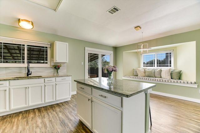 1507 Apollo CIR, Round Rock, TX 78664