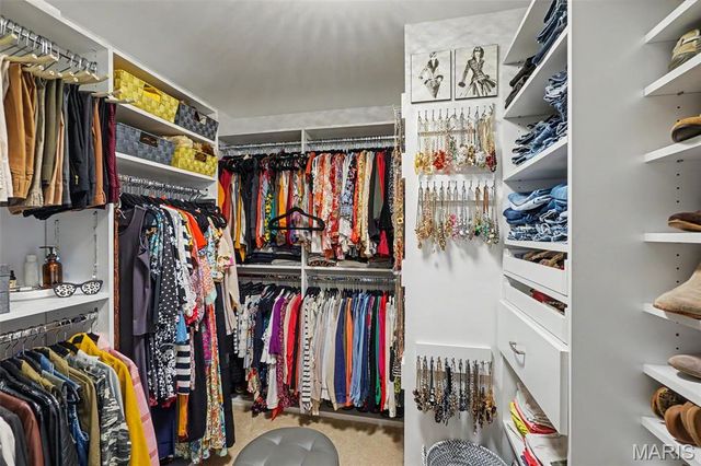 4612 Via Condotti, St Peters, MO 63304