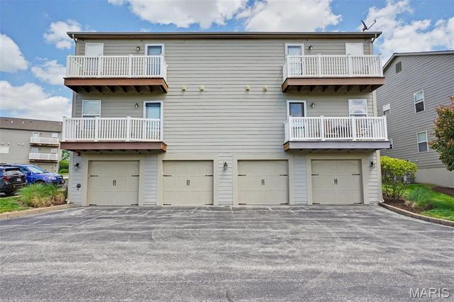 4612 Via Condotti, St Peters, MO 63304