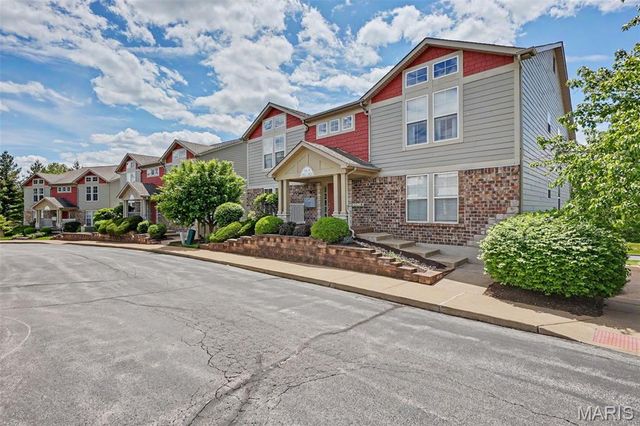 4612 Via Condotti, St Peters, MO 63304