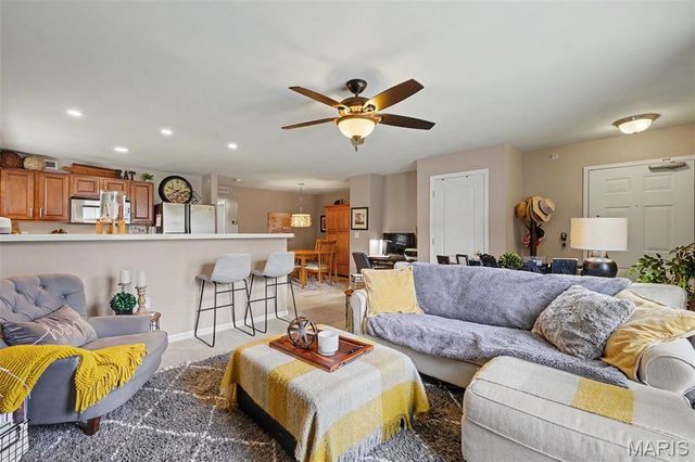 4612 Via Condotti, St Peters, MO 63304