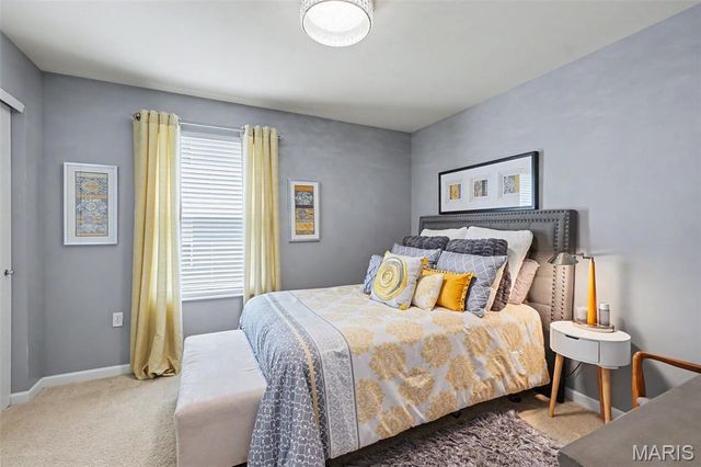 4612 Via Condotti, St Peters, MO 63304