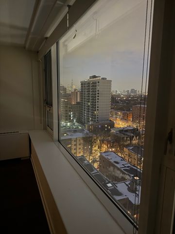 2728 N HAMPDEN Court 1704, Chicago, IL 60614