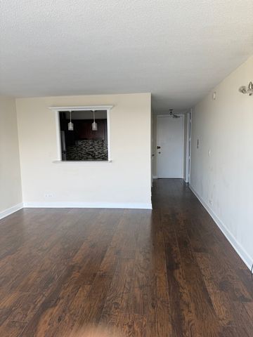 2728 N HAMPDEN Court 1704, Chicago, IL 60614