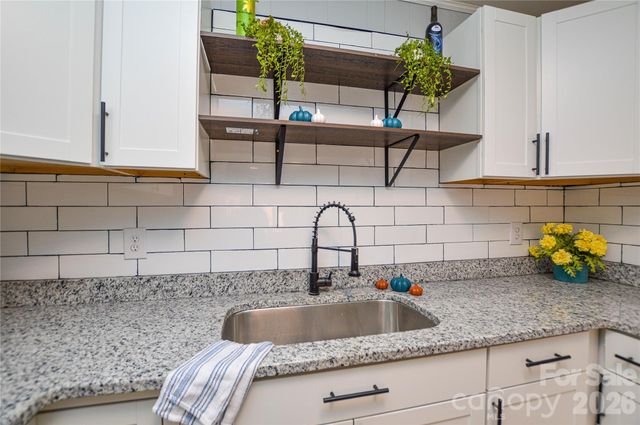 9313 Trinity Road, Charlotte, NC 28216