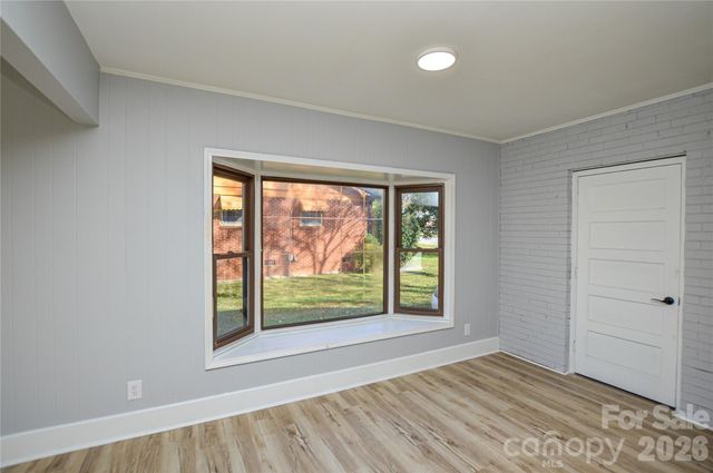 9313 Trinity Road, Charlotte, NC 28216
